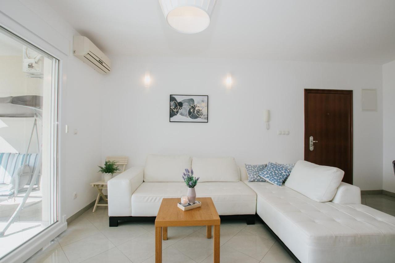 트로기르 Apartman Sunny 아파트 외부 사진